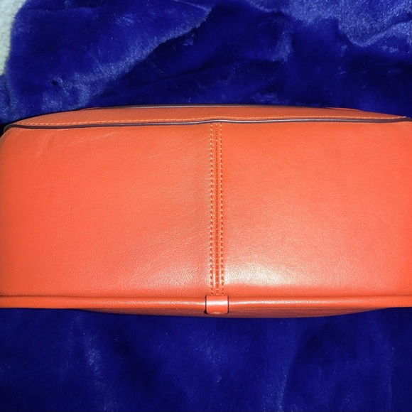 NWT COACH Rambler bag from the Coach Originals Collection - Picture 6 of 16